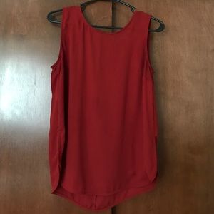 Gorgeous red flowy tank top