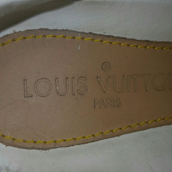 lousi vuitton shoe - Picture 3 of 4