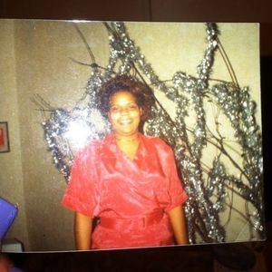 Meet your Posher, Adrienne