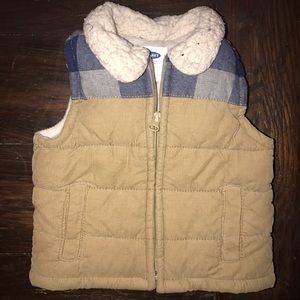 Old Navy Puffer Vest