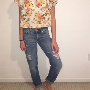 Boyfriend ripped jeans