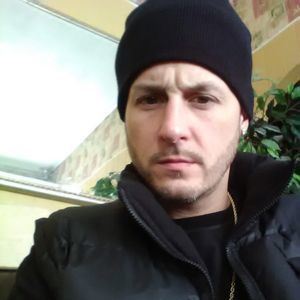 Meet your Posher, Andrew