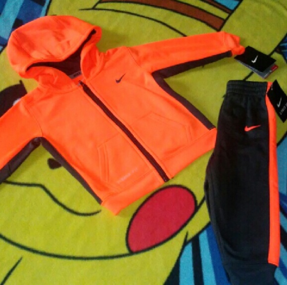 Nike Other - NWT Nike Therma Fit Suit