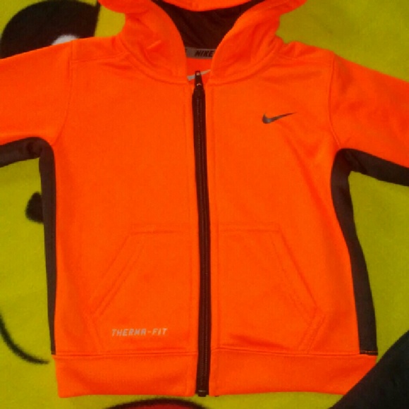 NWT Nike Therma Fit Suit - Picture 2 of 5