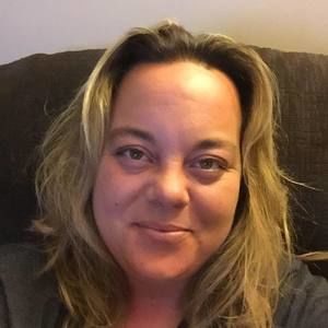 Meet your Posher, Stacy