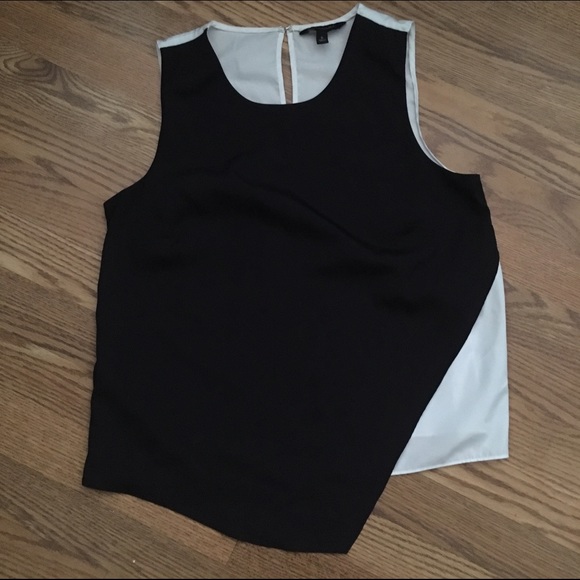 Banana Republic black and white asymmetric tank!