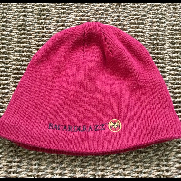 BICARDI RAZZ CAP EUC. BURGANDY