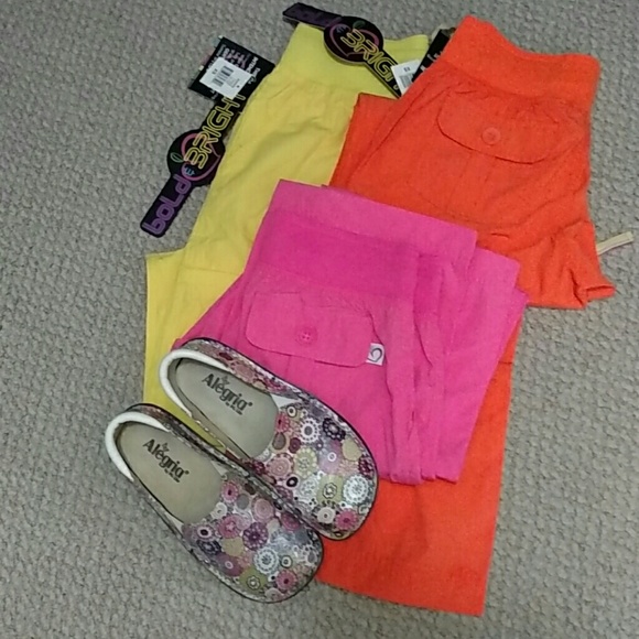 Peaches Scrub Pants