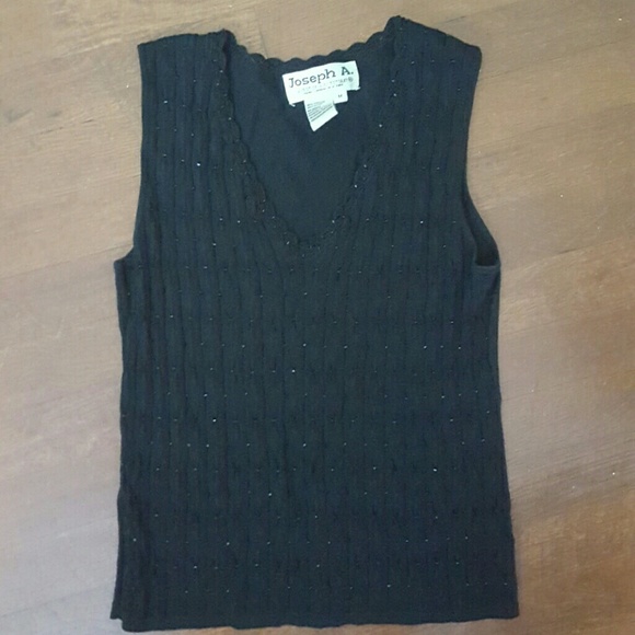 Knit sleeveless top