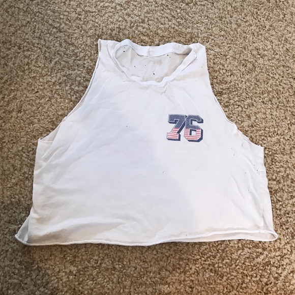 Distressed crop top.
