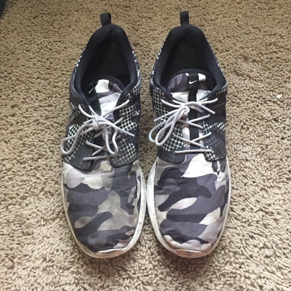 Men's Nike Roshe