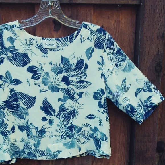 White and Blue Sam & Lavi 3/4 Sleeve Top - Picture 4 of 4