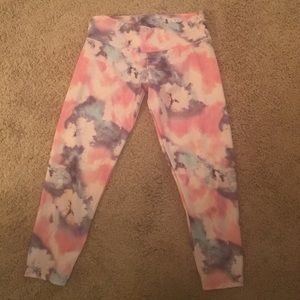 Tie-dye crops