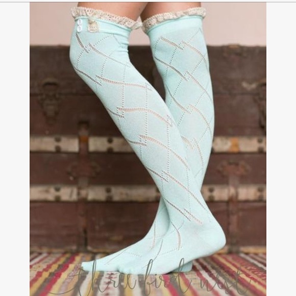 Three Bird Nest Lacey yoga mint boot socks-NWT! - Picture 1 of 2