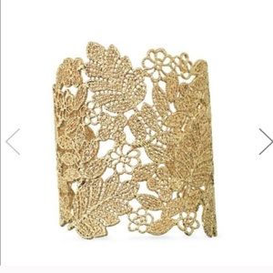 Stella & Dot Chantilly Lace Cuff