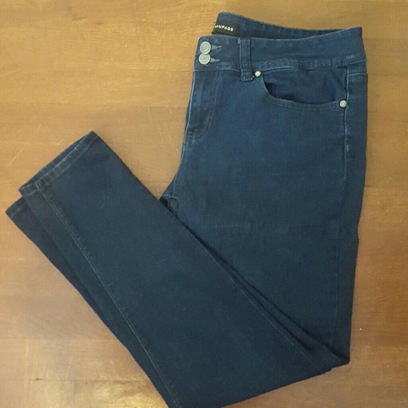 Skinny leg jeans