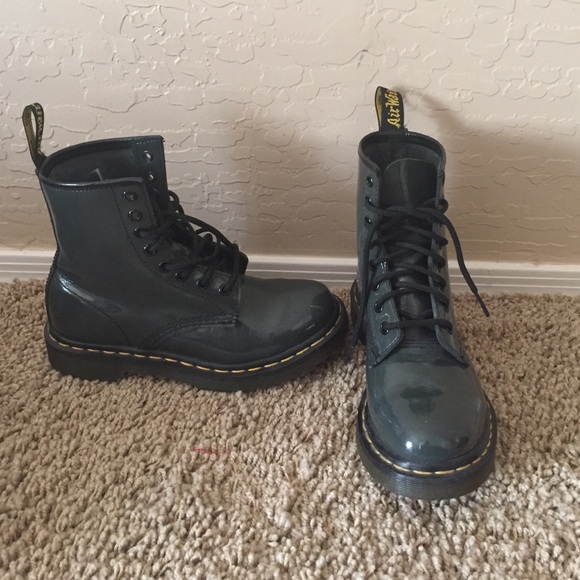 Brand new Dr. Martens Hunter Green never been worn