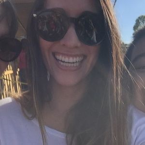 Meet your Posher, Sara