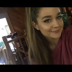 Meet your Posher, Victoria