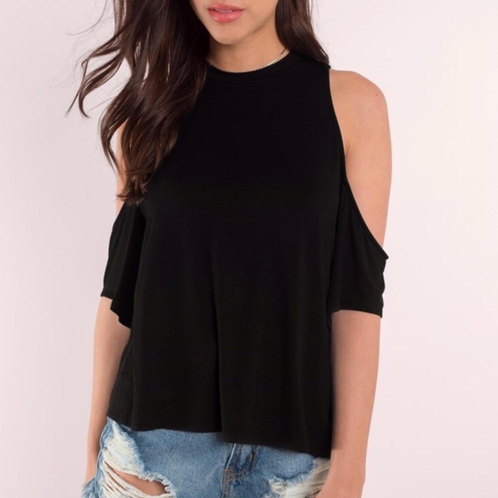 ✨COLD SHOULDER TOP✨