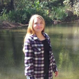 Meet your Posher, Abigail