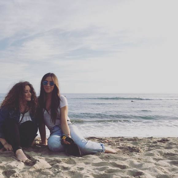 Meet your Posher, Alexis - Picture 1 of 1