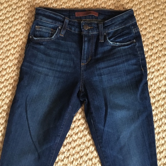 Never been worn JOE'S skinny jeans