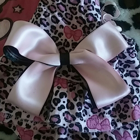 Fashion Statement Bundle! - Picture 3 of 3