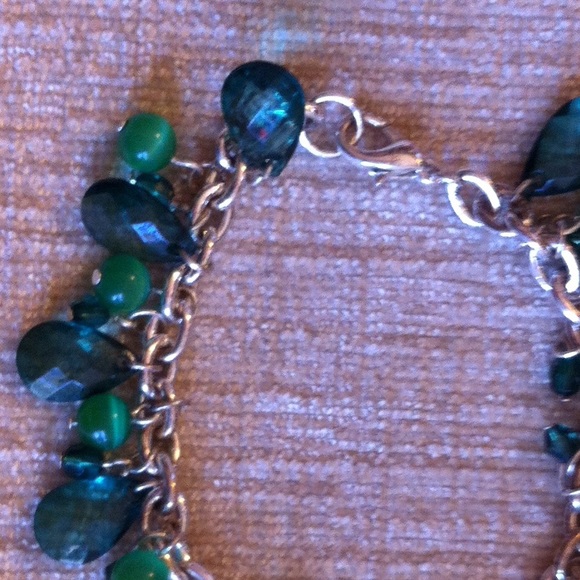 Claire’s - Picture 4 of 4