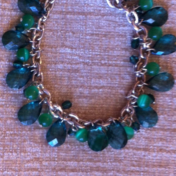 Claire’s - Picture 3 of 4