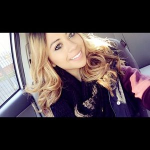 Meet your Posher, Rita