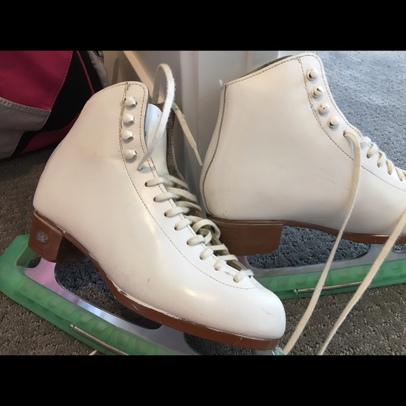 Additional pictures for ice skates - Picture 2 of 2