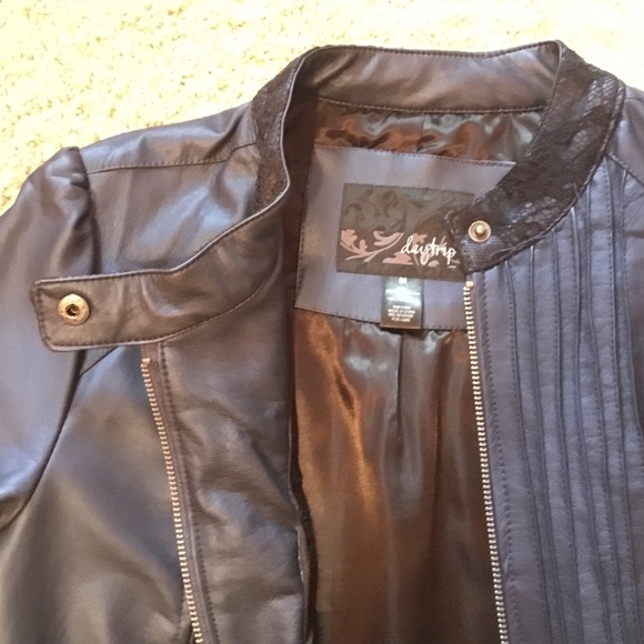 Leather Crop Jacket - Picture 3 of 3