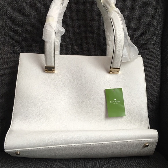 🚫SOLD🚫Pebbled Leather Kate Spade Tote (flawed!) - Picture 2 of 5