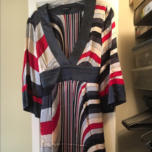 Bebe 100% silk dress