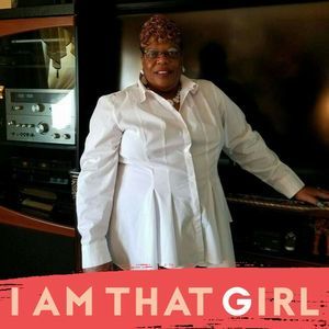 Meet your Posher, Tonya