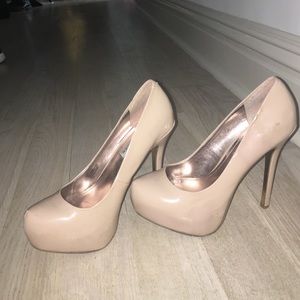 Nude Steve Madden Heels 6.5
