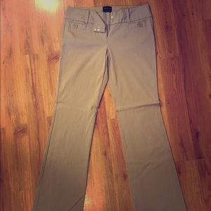 The Limited Drew Fit khaki pants