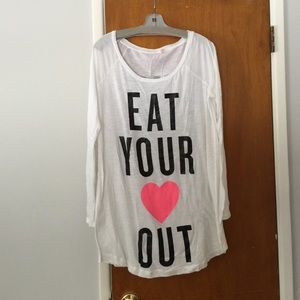 VS PINK Eat Your ❤️ Out Pajama Top