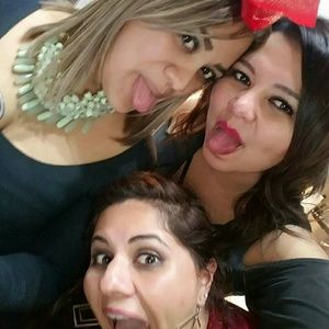 Meet your Posher, Myra