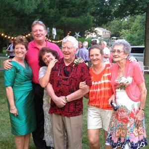 Meet your Posher, Linda