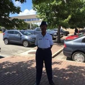 Meet your Posher, Donyail