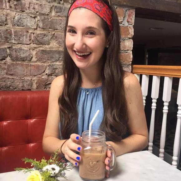 Meet your Posher, Haley