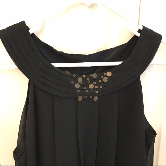 Halterneck Shift Dress in Black - Picture 3 of 4