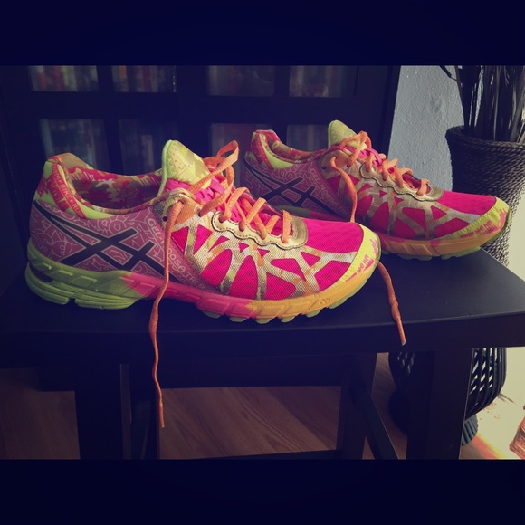 Asics Gel Noosa Tri 9 Running Sneakers