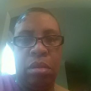 Meet your Posher, Renita