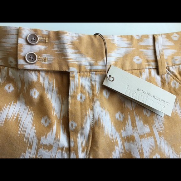 Shorts - Picture 2 of 3