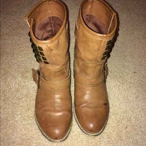 Forever 21 light brown booties