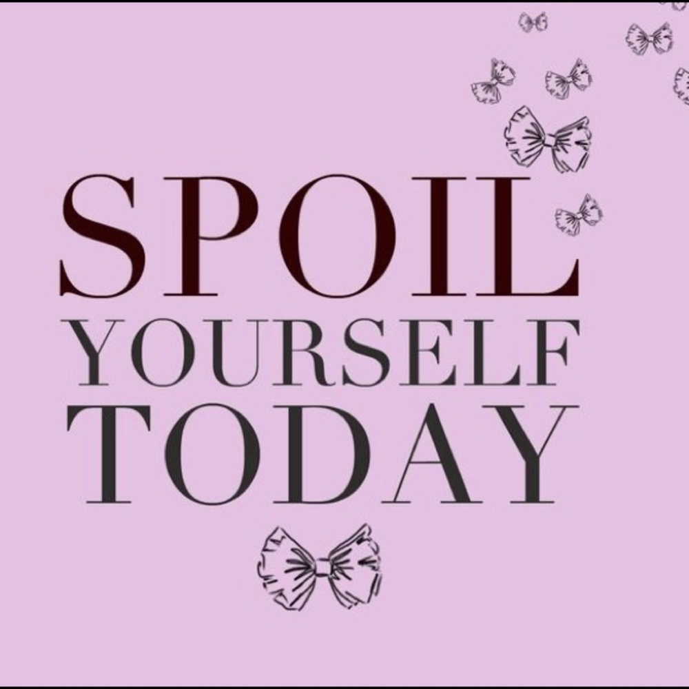 👜 HANDBAGS 👛 SHOPPING Poshmark