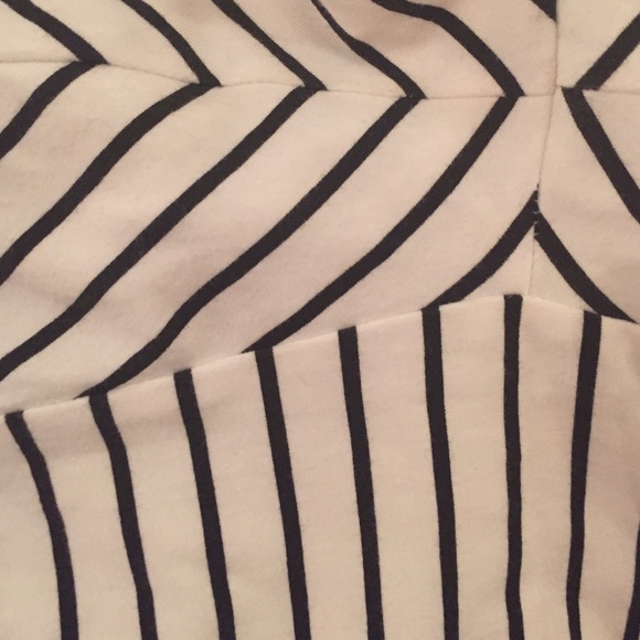 black/white/purple dress - Picture 2 of 2